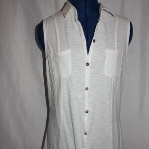 Great Northwest Indigo Women’s Size L White Sleeveless Button Up Front Top